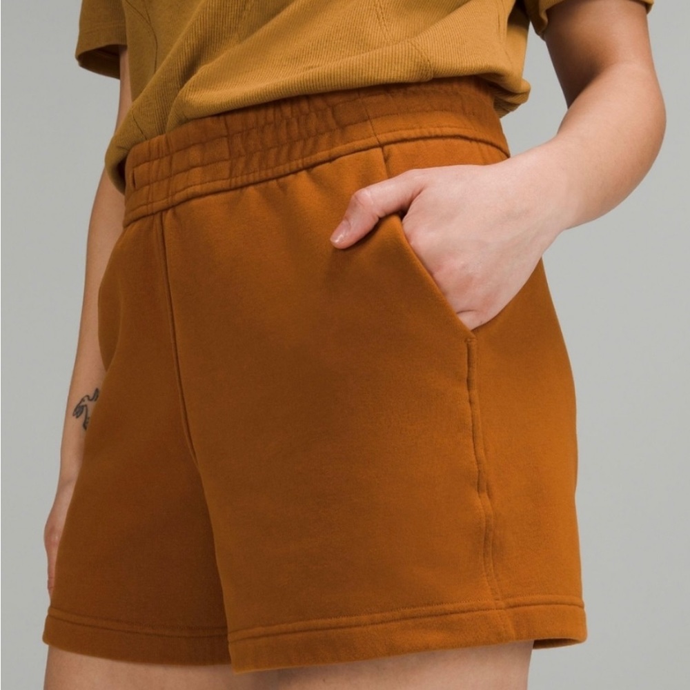 Lululemon Loungeful Shorts 4” Size 2